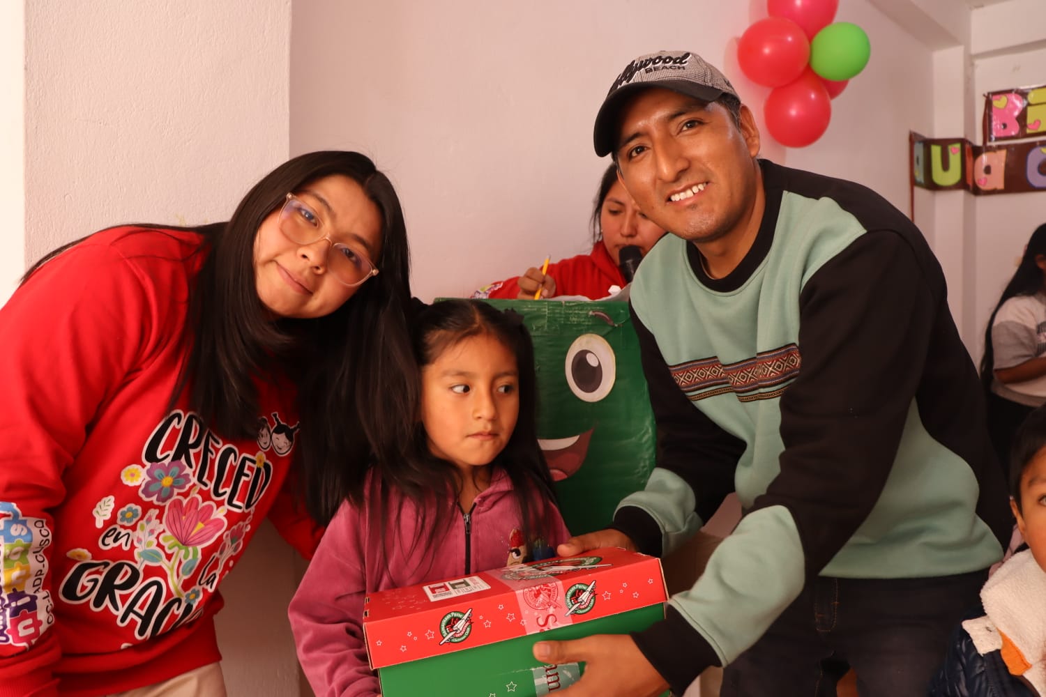Some One Love Peru volunteers